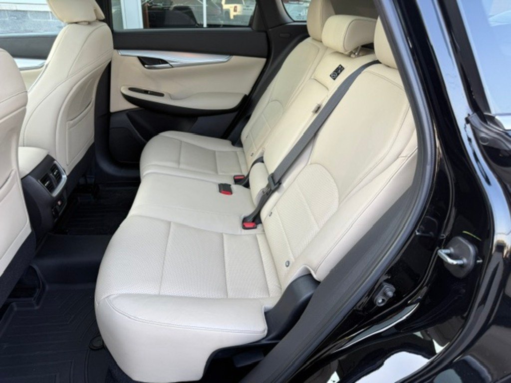 2019 Infiniti QX50 Black Saint-Basile-le-Grand - photo #7