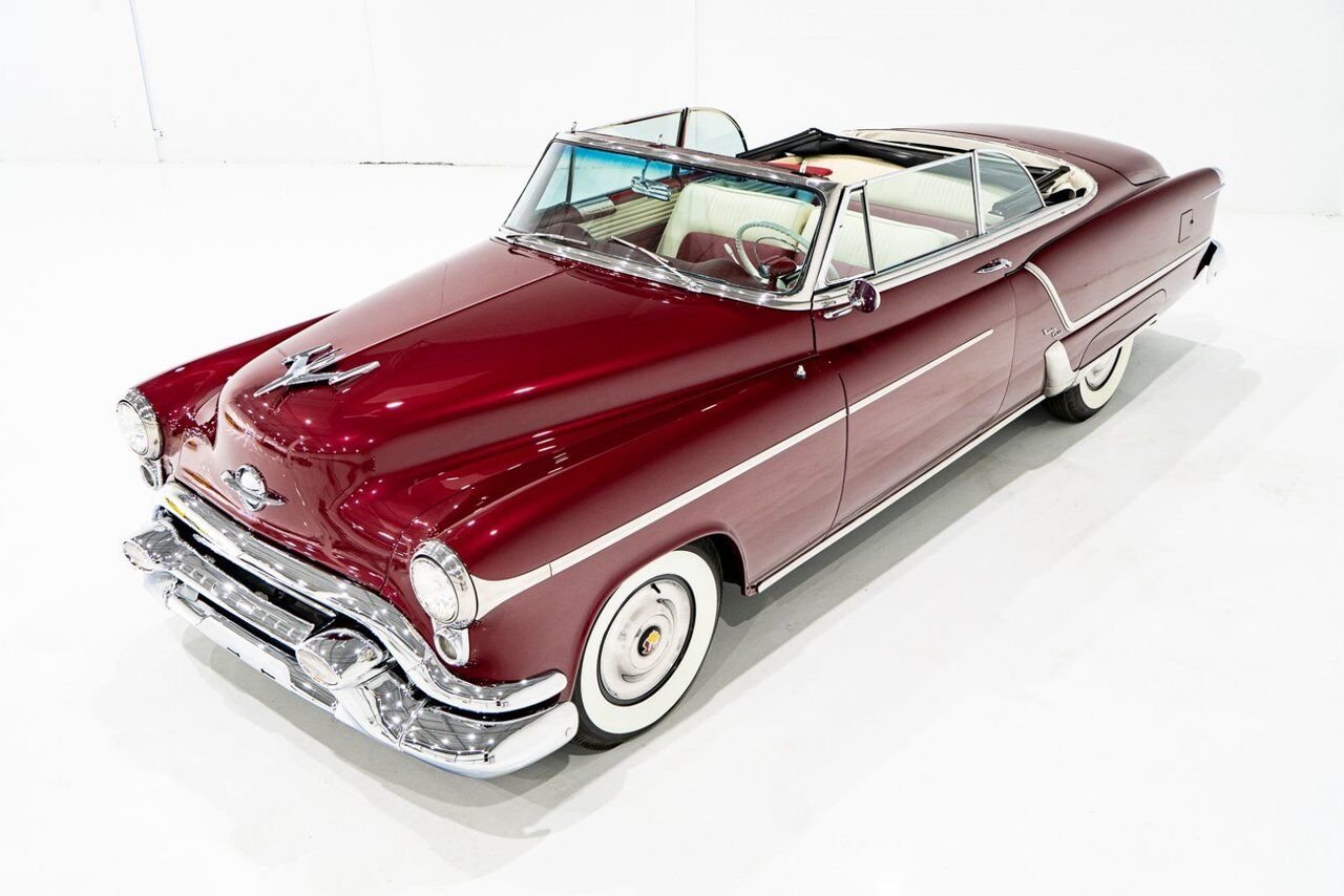 1953 Oldsmobile 98 PRIX EN USD | Convertible Beautifully Presented from complete Restoration Red Montreal - photo #3