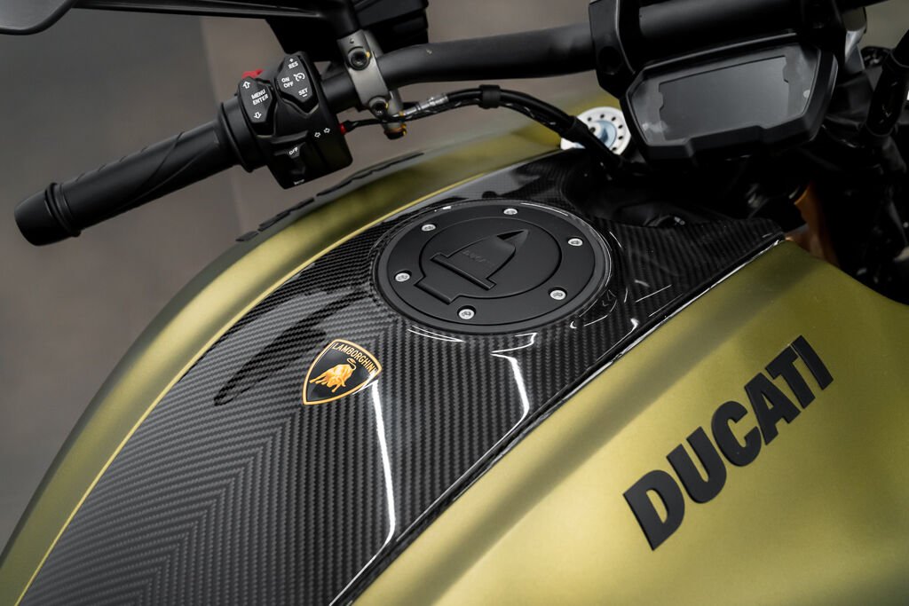 2021 Ducati Diavel 1260S 63 | 1/630 | PRICE IN USD Kirkland - photo #7