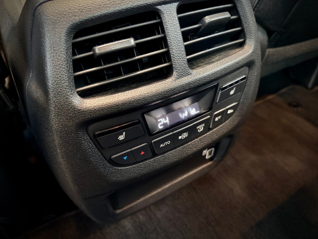 2019 Honda Ridgeline Silver Notre-Dame-des-Prairies - photo #21