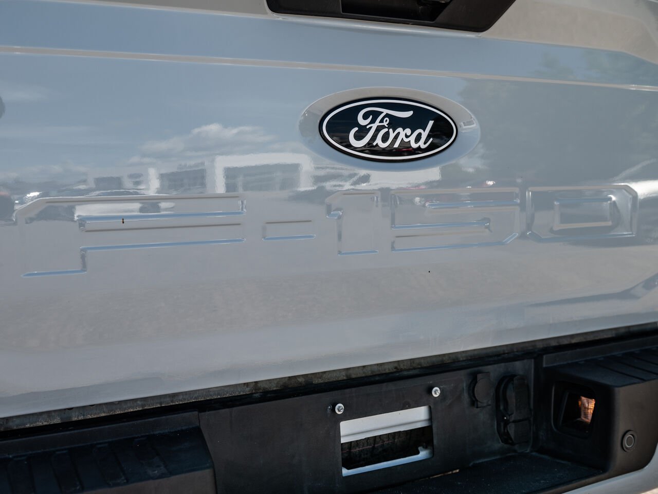 Ford F-150 2024 Gris Sainte-Julienne - photo #5