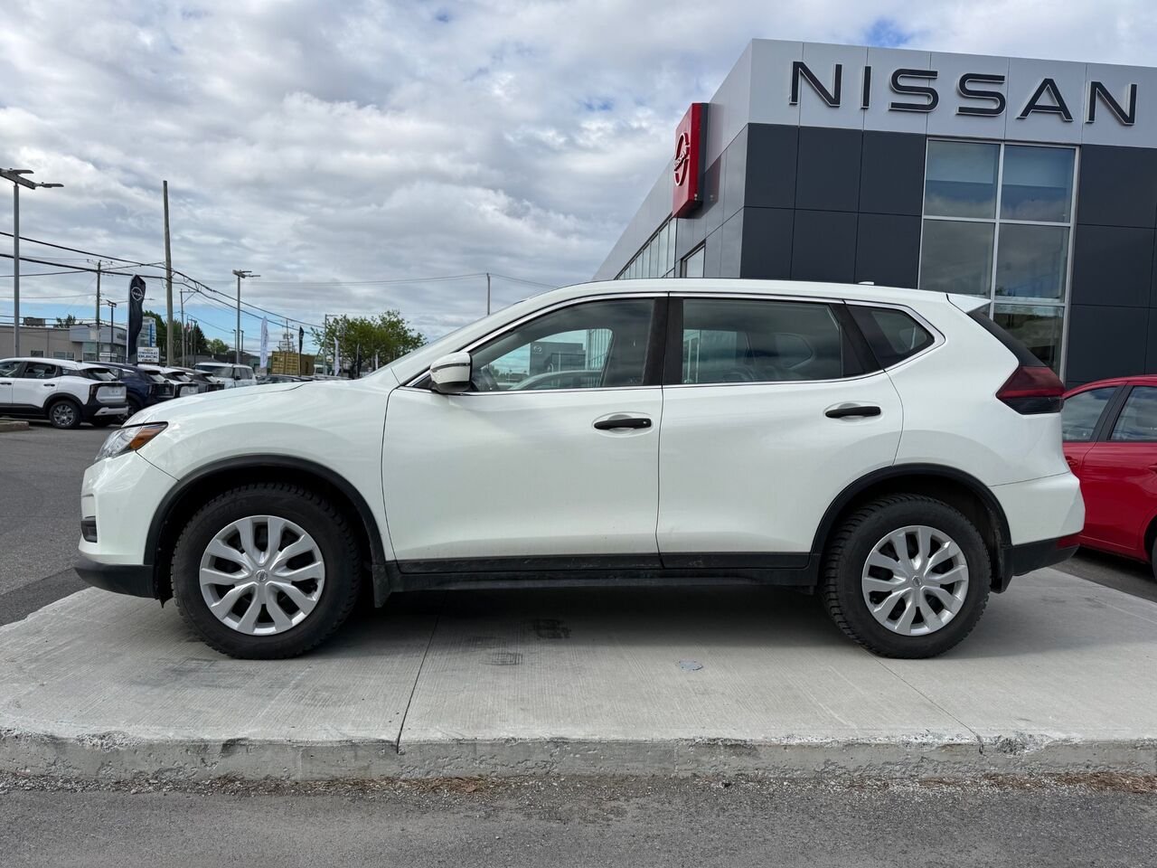 Nissan Rogue S TI 2018 Blanc Châteauguay - photo #1