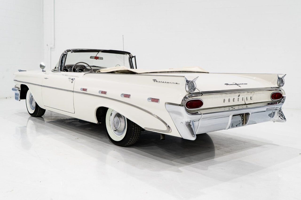 Pontiac PARISIENNE **PRIX EN USD** Fully restored with 261cu.in. and GM built sheet 1959 Blanc Montréal - photo #1