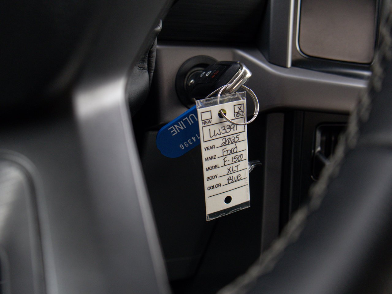 2025 Ford F-150 XLT 4WD SuperCrew 5.5' Box Blue Sherwood Park - photo #32