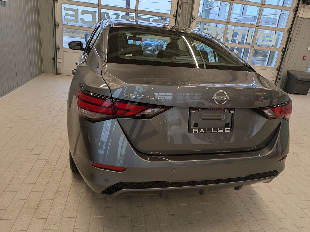 Nissan Sentra 2025 Gris Gatineau - photo #16