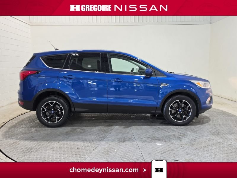 2019 Ford Escape Blue Laval - photo #10