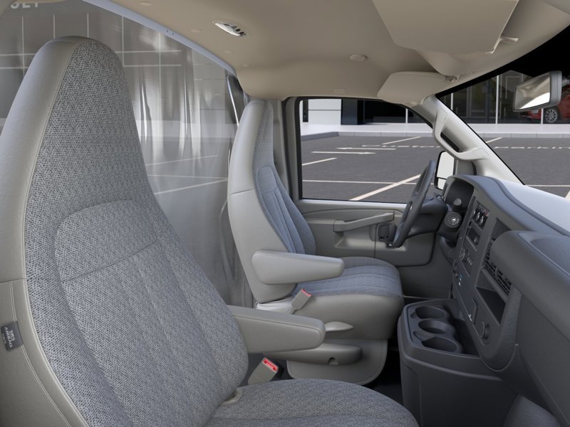 2026 GMC Savana Commercial Cutaway 3500 fourgonnette 139 po SUMMIT WHITE Sherbrooke - photo #16