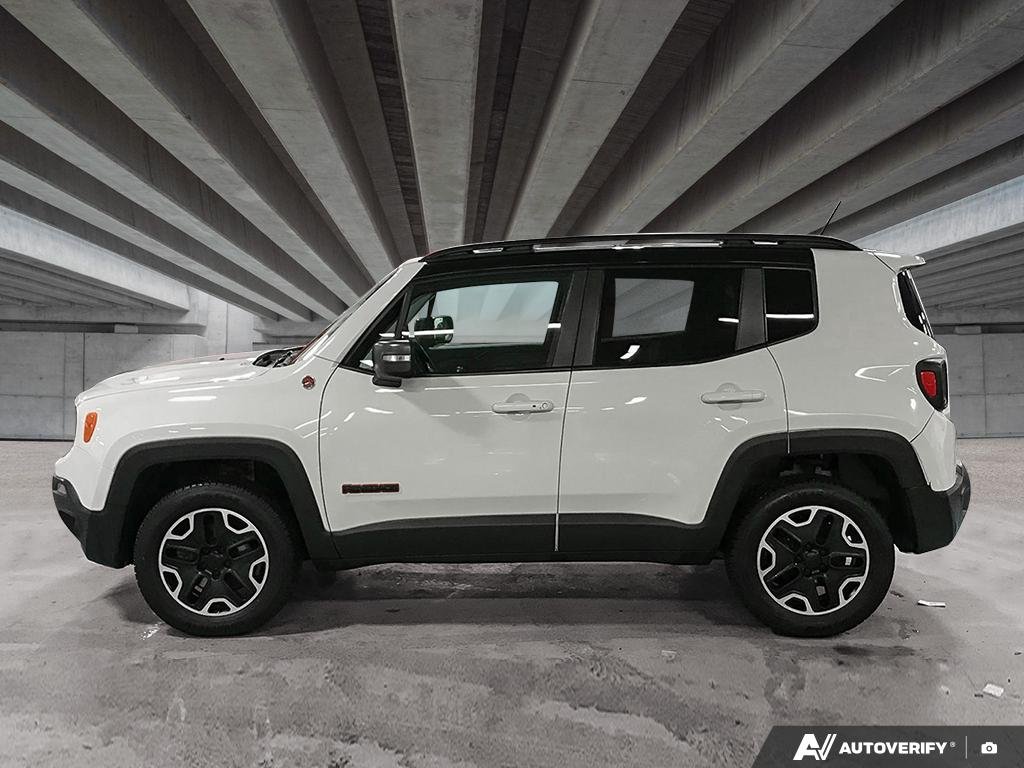 2016 Jeep Renegade 264007B | Trailhawk White Edmonton - photo #2