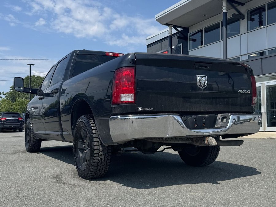 2018 Ram 1500 Crew 2018 Black