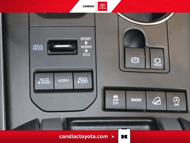 Toyota Highlander 2021 Noir Blainville - photo #28