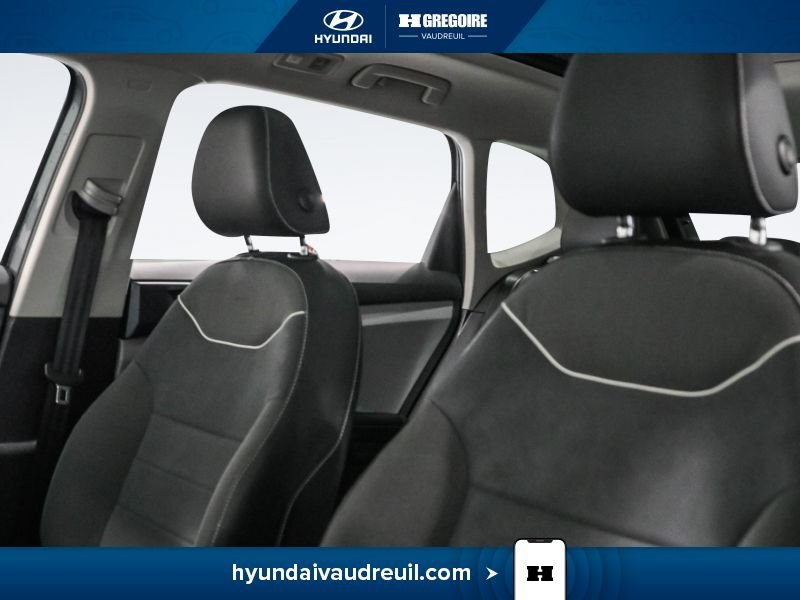 2024 Volkswagen Taos Grey Blainville - photo #13