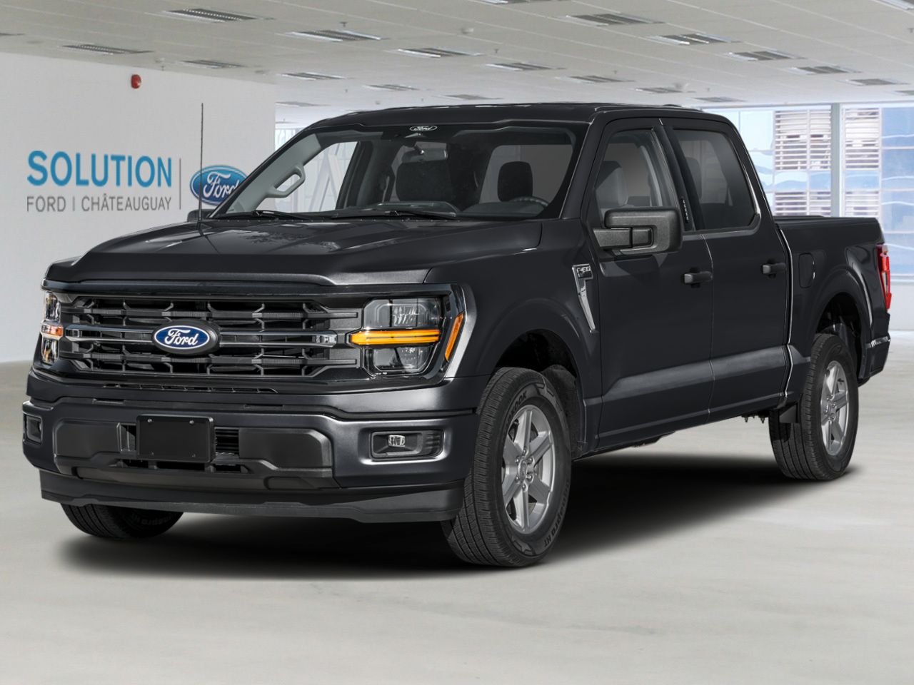 Ford F-150 XLT CABINE SUPERCREW 4RM CAISSE DE 6,5 PI 2026 Noir agate métallisé Châteauguay - photo #0