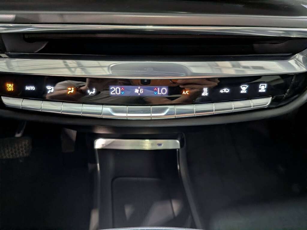 2024 Cadillac LYRIQ 4dr Tech w/1SA Grey Val-David - photo #26