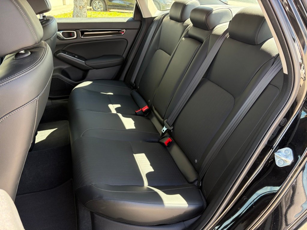 2022 Honda Civic Sedan Touring Black Gatineau - photo #16