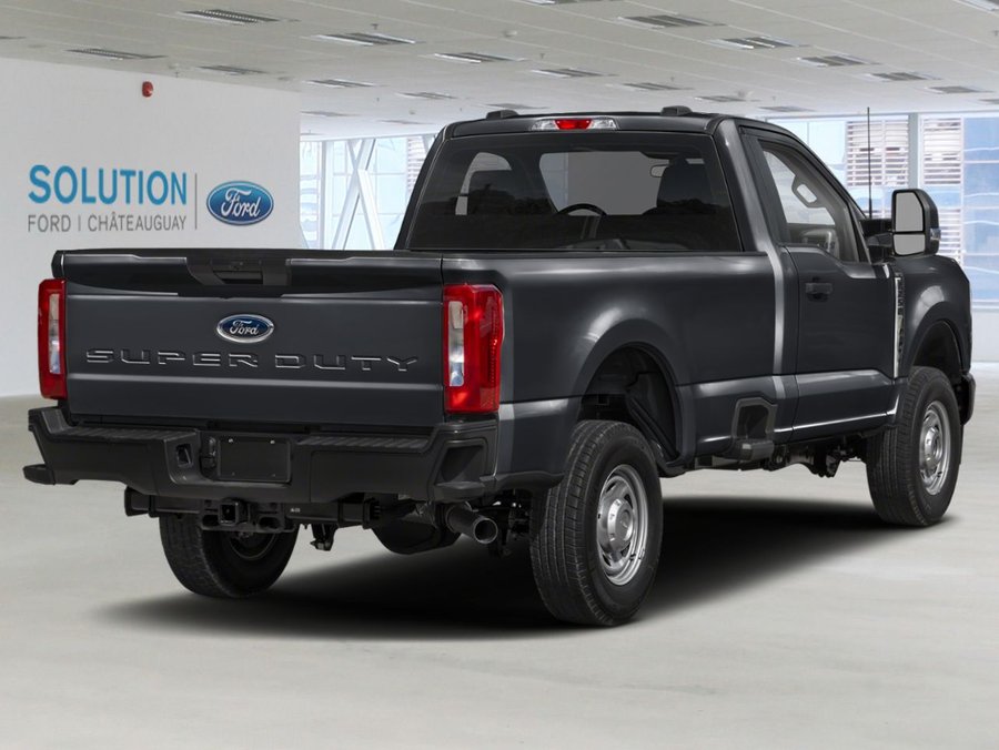 Ford Super Duty F-250 SRW 2026 Noir agate métallisé