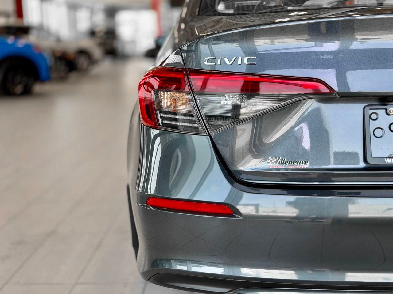 2023 Honda Civic Sedan Silver Notre-Dame-des-Prairies - photo #9