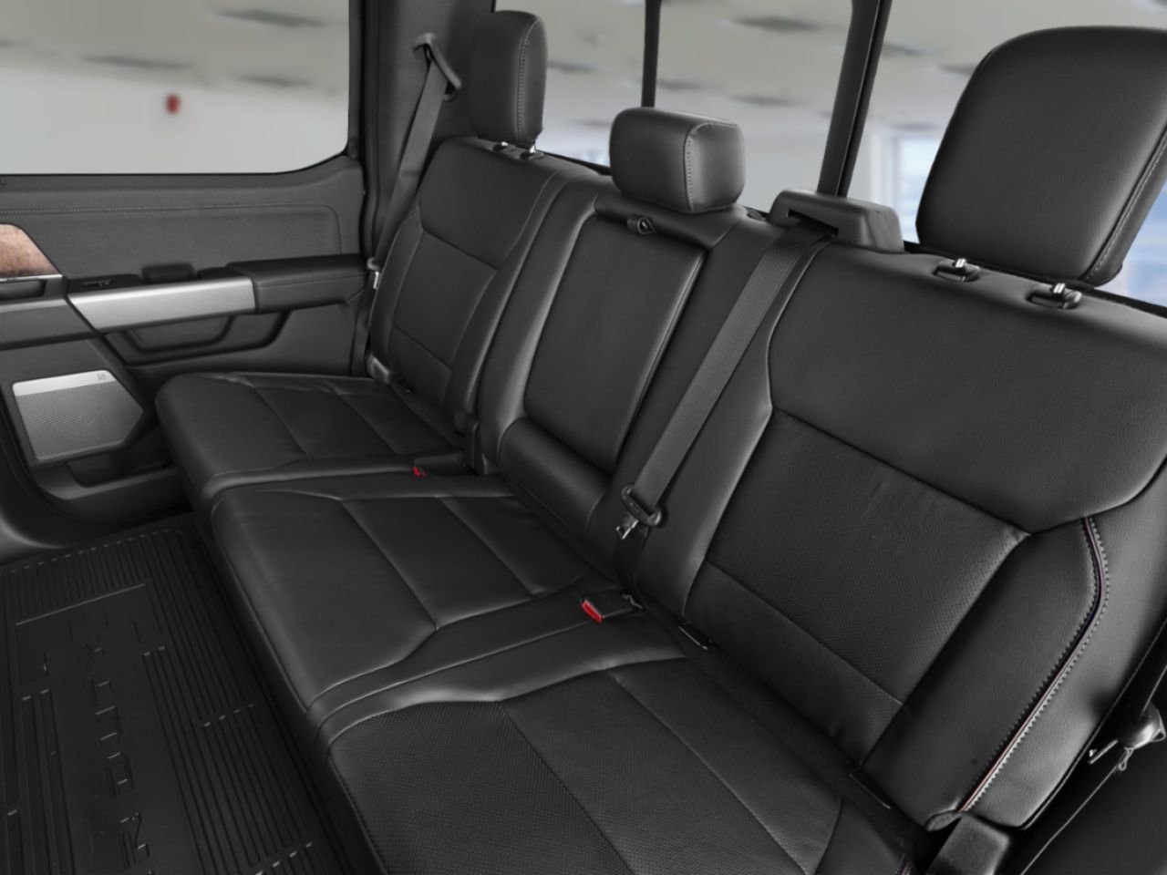 2026 Ford Super Duty F-250 SRW Agate Black Metallic Châteauguay - photo #4