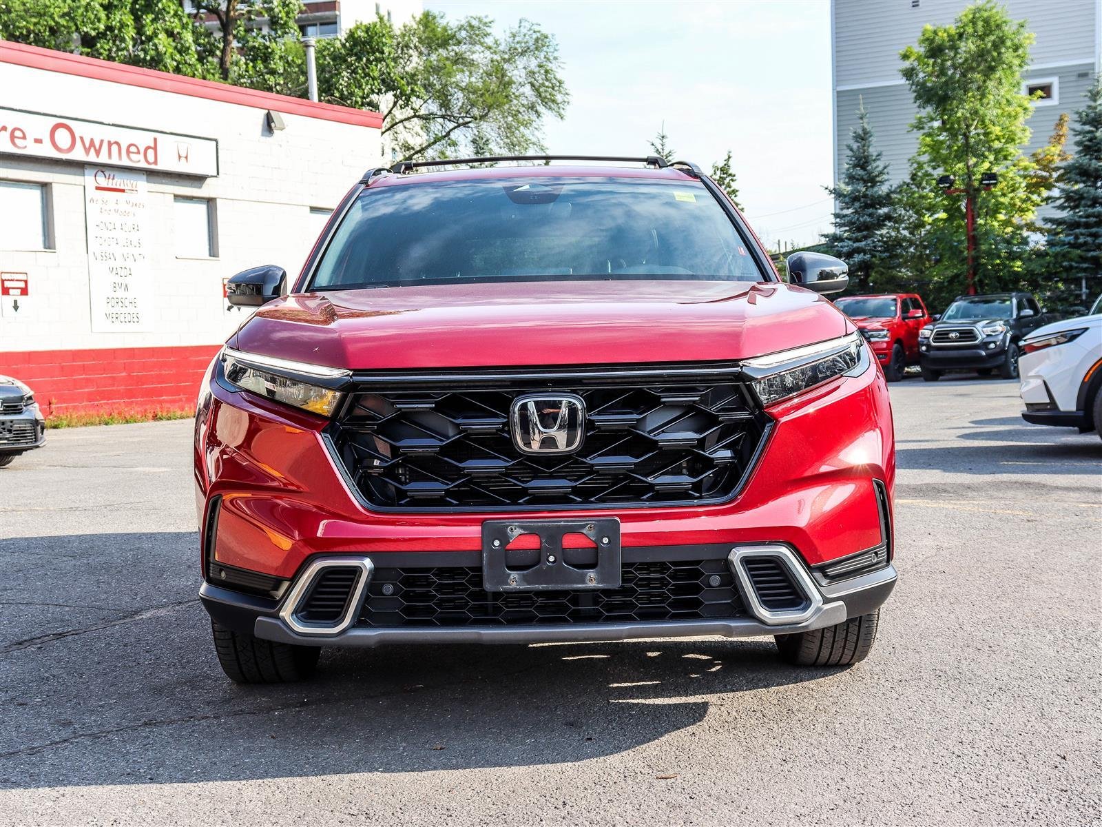 Honda CR-V hybride Touring 2023 Red Ottawa & Gatineau - photo #1