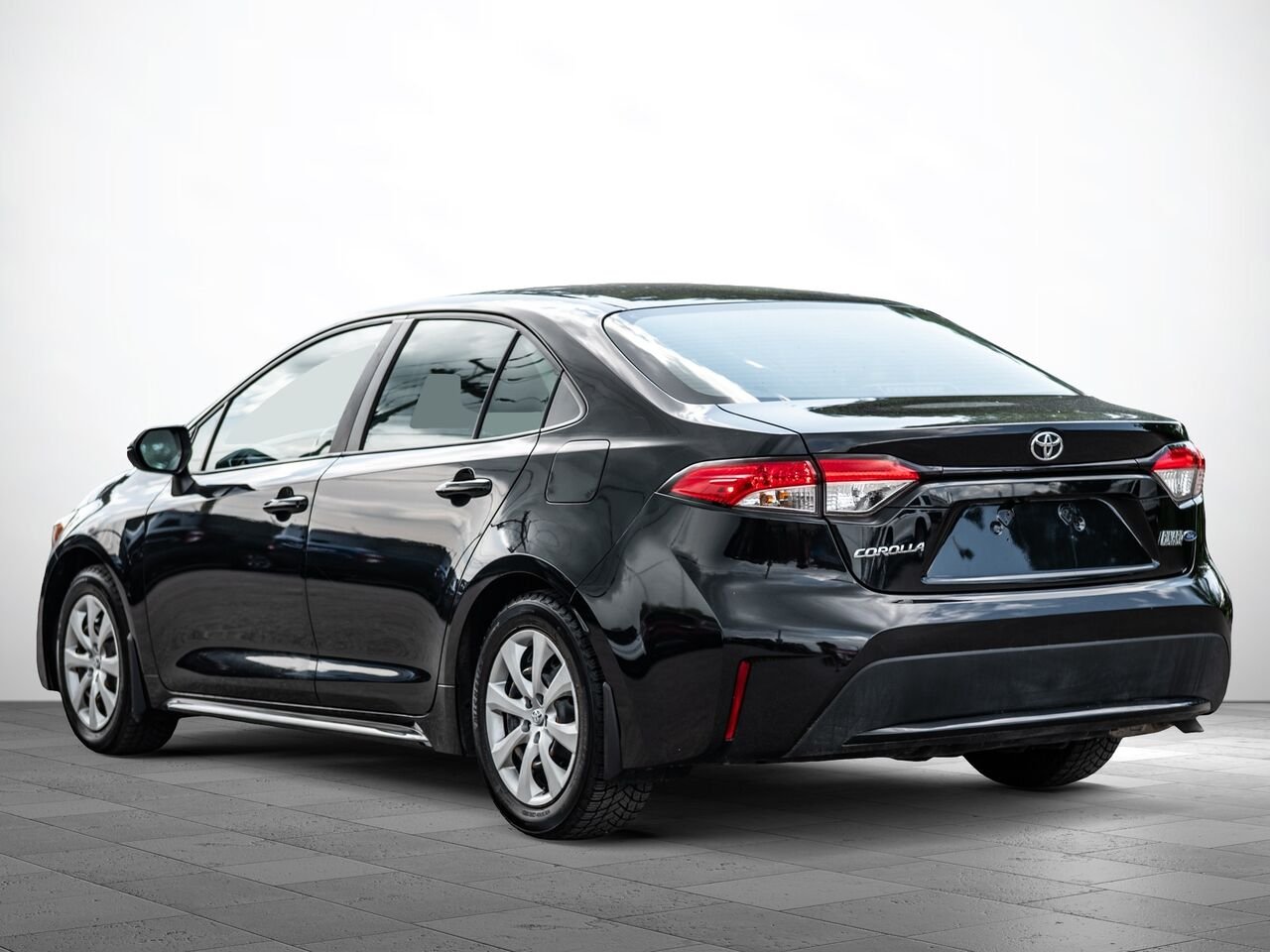 Toyota Corolla 2022 Noir Sainte-Julienne - photo #4