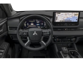 Mitsubishi Outlander SE