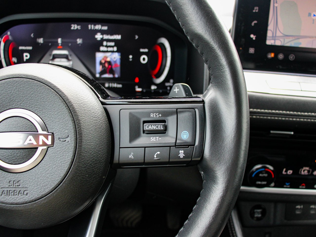 2024 Nissan Rogue AWD Platinum White Sherwood Park - photo #21