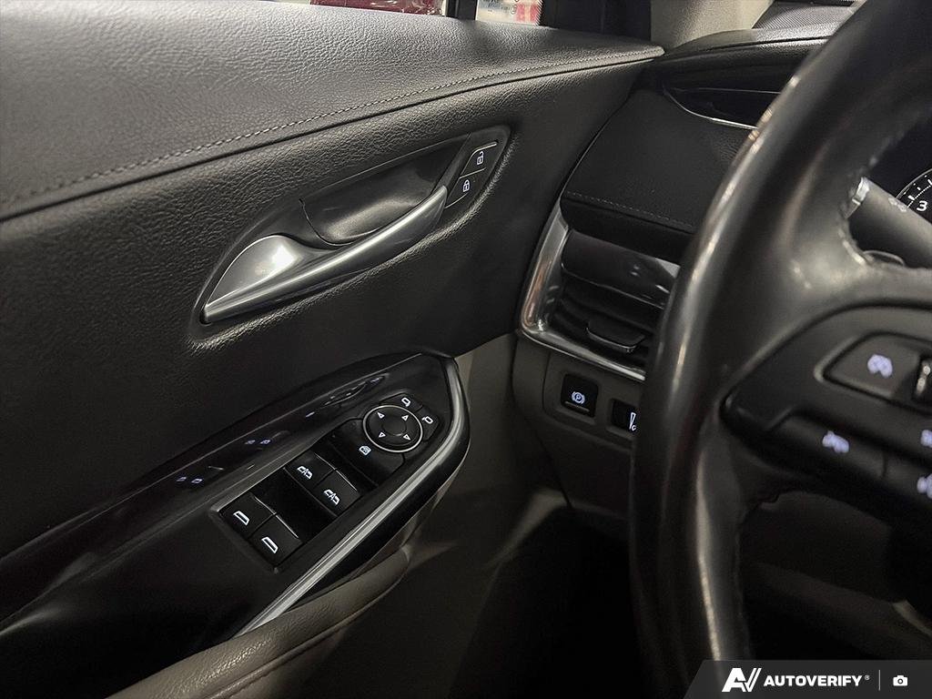 2019 Cadillac XT4 2602026A | AWD Luxury Red Edmonton - photo #16