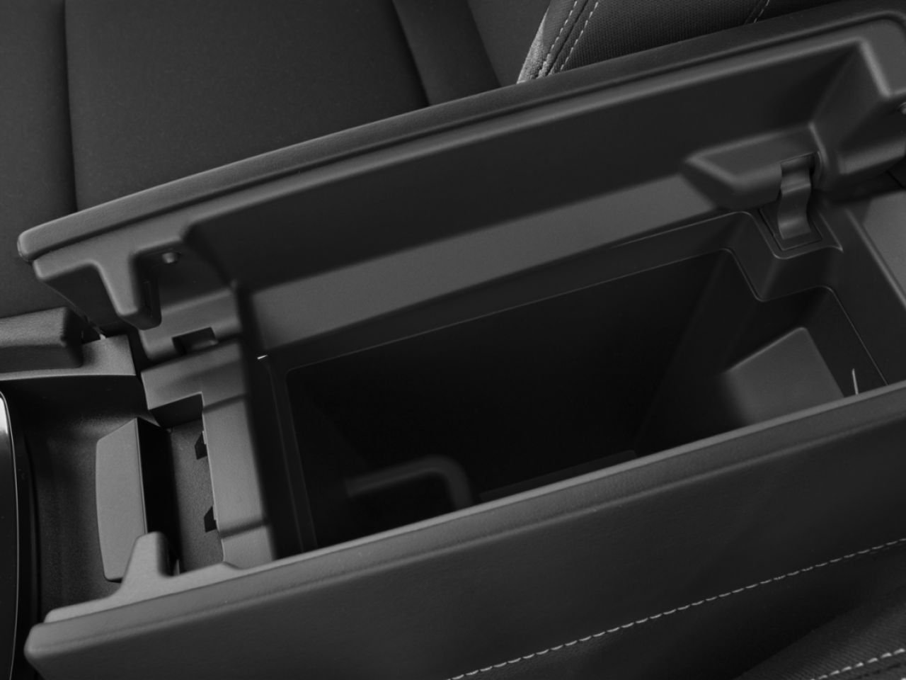 NISSAN Rogue 2026 Super noir Joliette - photo #3