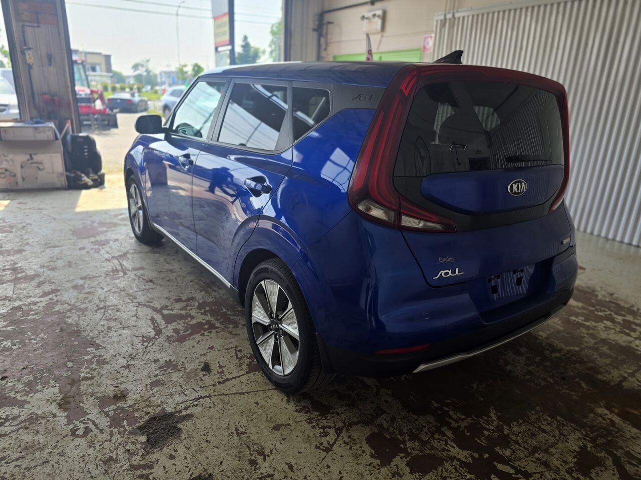 2020 Kia Soul EV  - photo #2
