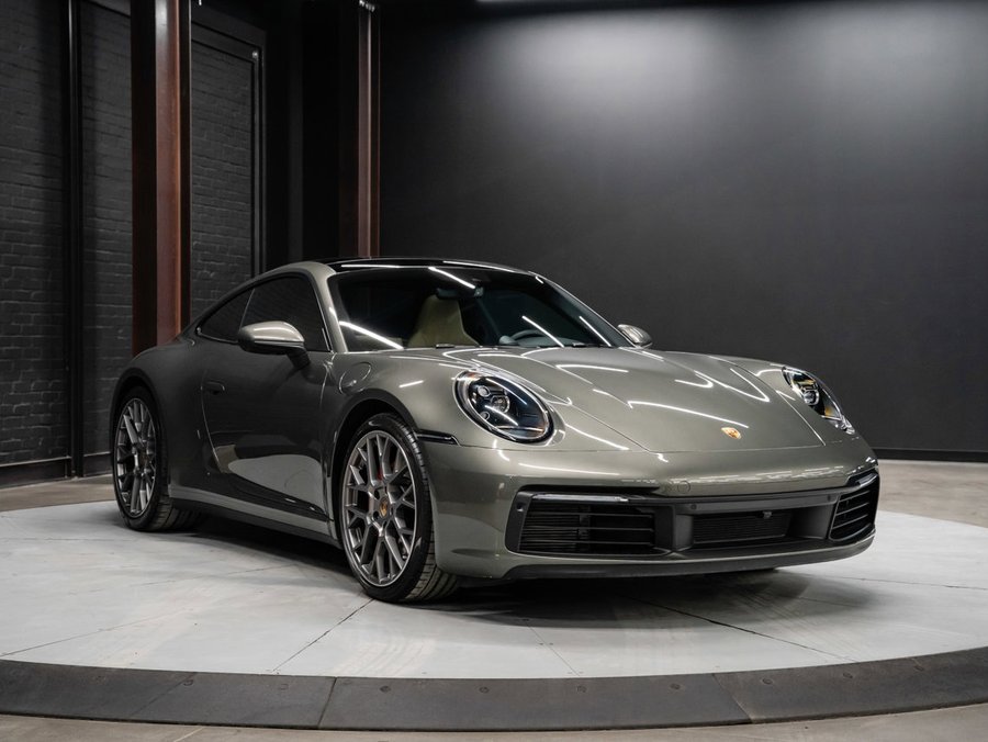 2022 Porsche 911 2022 Green
