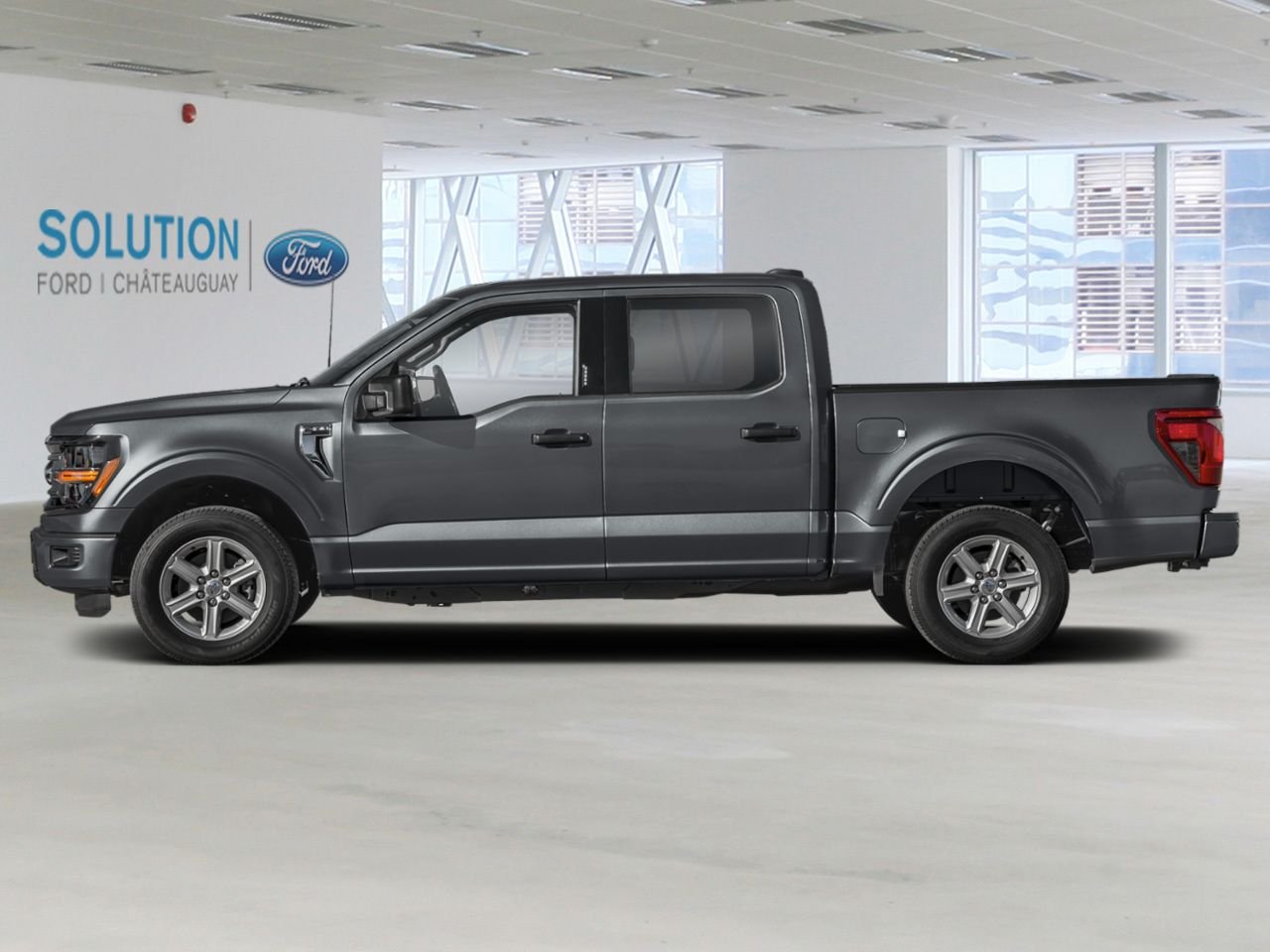Ford F-150 XLT CABINE SUPERCREW 4RM CAISSE DE 5,5 PI 2026 Gris carbonisé métallisé Châteauguay - photo #2
