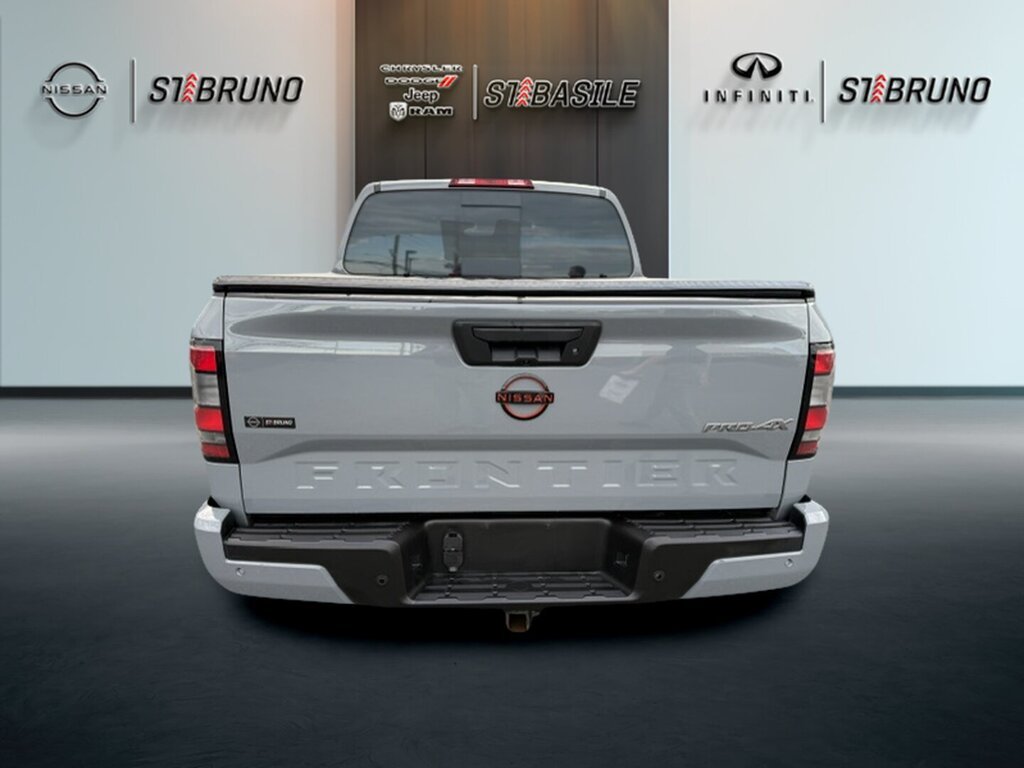 2023 Nissan Frontier Grey Saint-Basile-le-Grand - photo #13