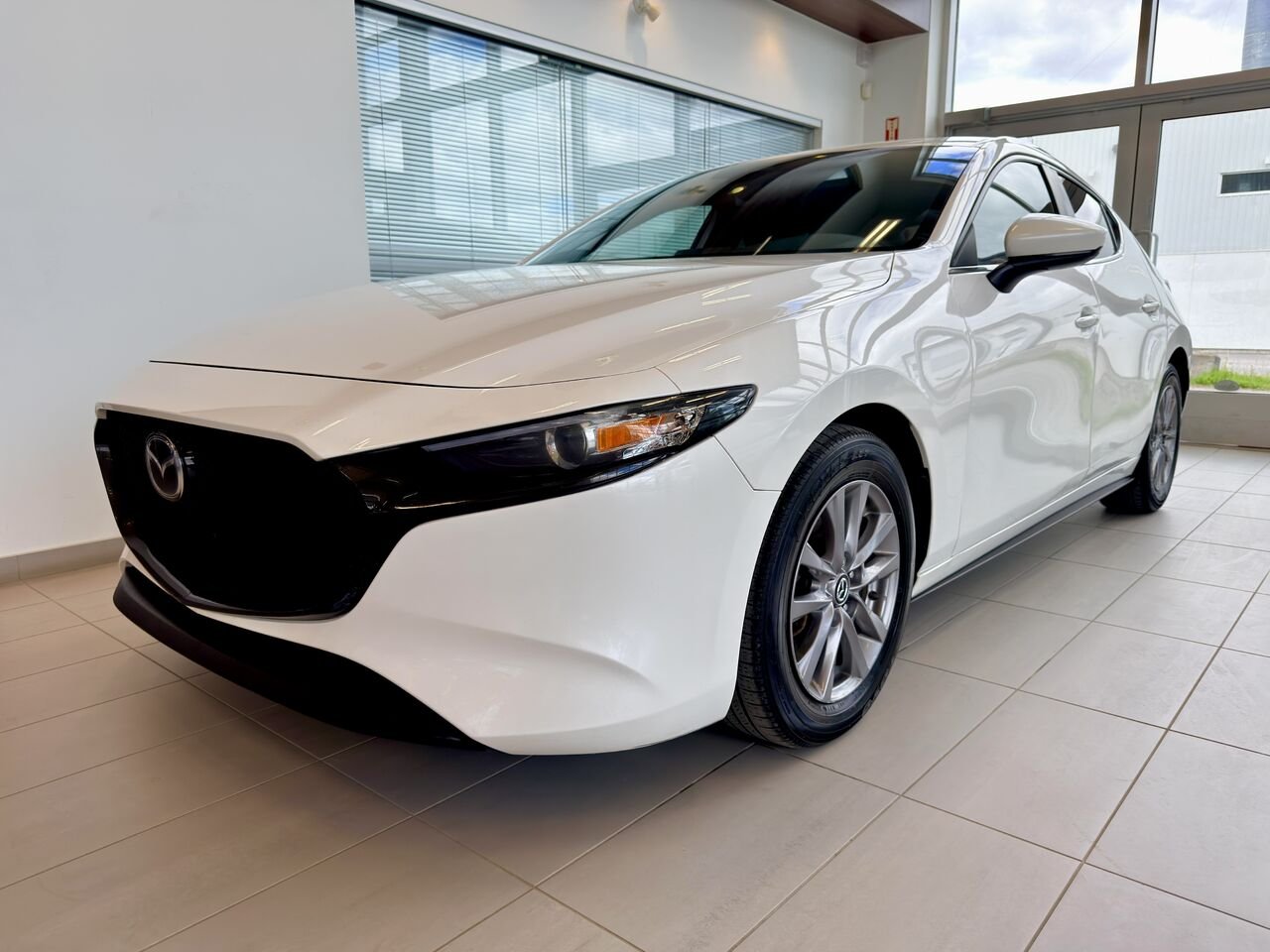 Mazda Mazda3 Sport 2022 Blanc Notre-Dame-des-Prairies - photo #5