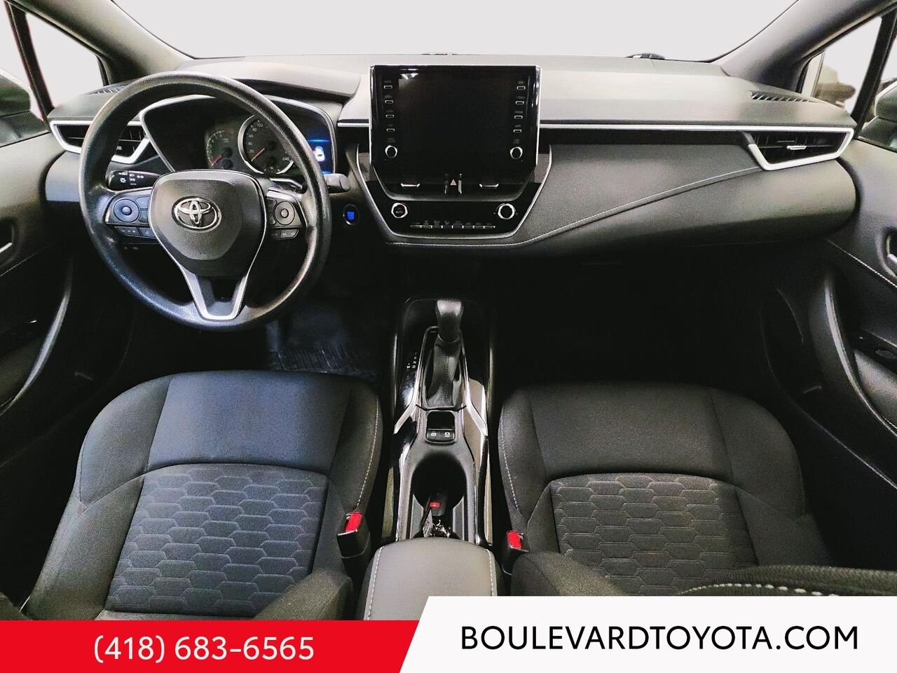 Toyota Corolla à hayon 100329A-17 | BASE 2021 Argent Québec - photo #15
