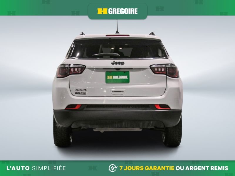 2023 Jeep Compass White Saint-Eustache - photo #7