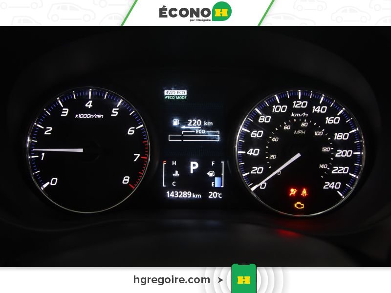 Mitsubishi Outlander 2019 Blanc Laval - photo #8