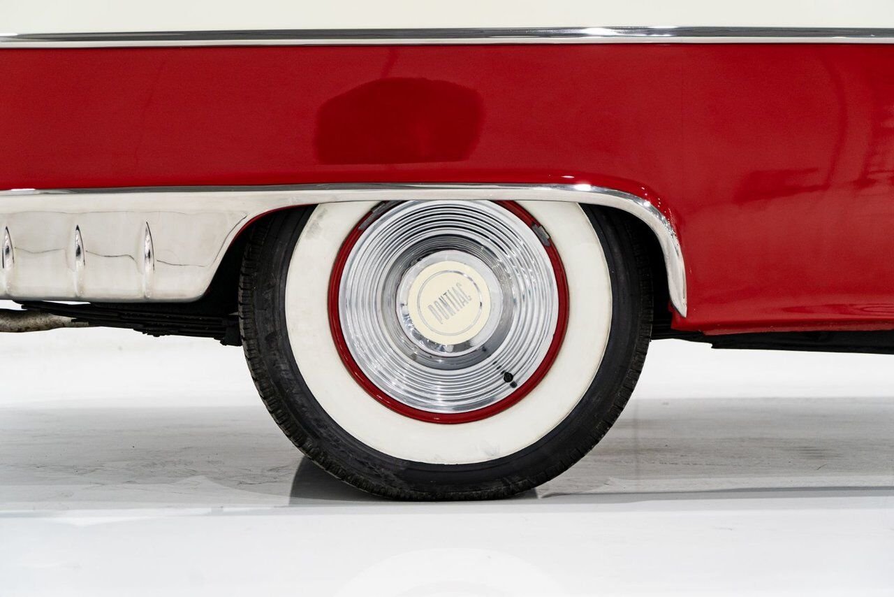 Pontiac Starchief **PRIX EN USD** Beautifully presented from former restoration 1955 Blanc Montréal - photo #47