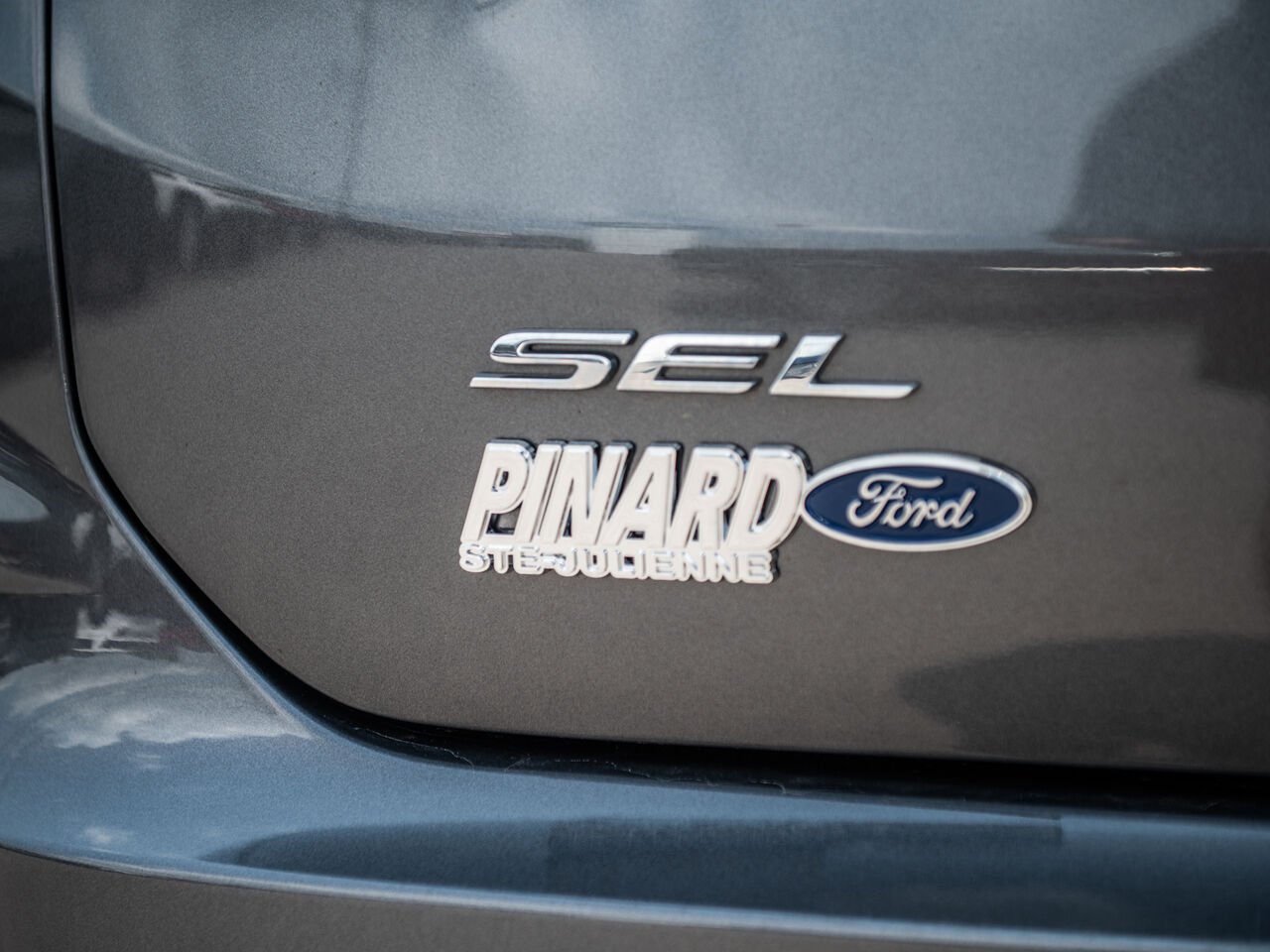 2022 Ford Edge Grey Sainte-Julienne - photo #9
