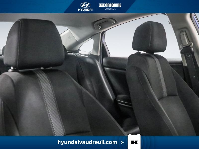 2019 Honda Civic Blue Saint-Eustache - photo #30