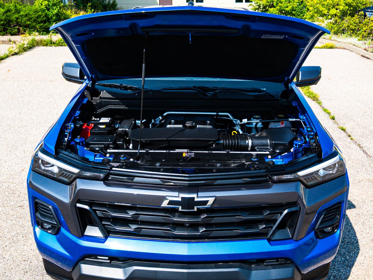 2024 Chevrolet Colorado 4WD Crew Cab LT Blue Sherwood Park - photo #8