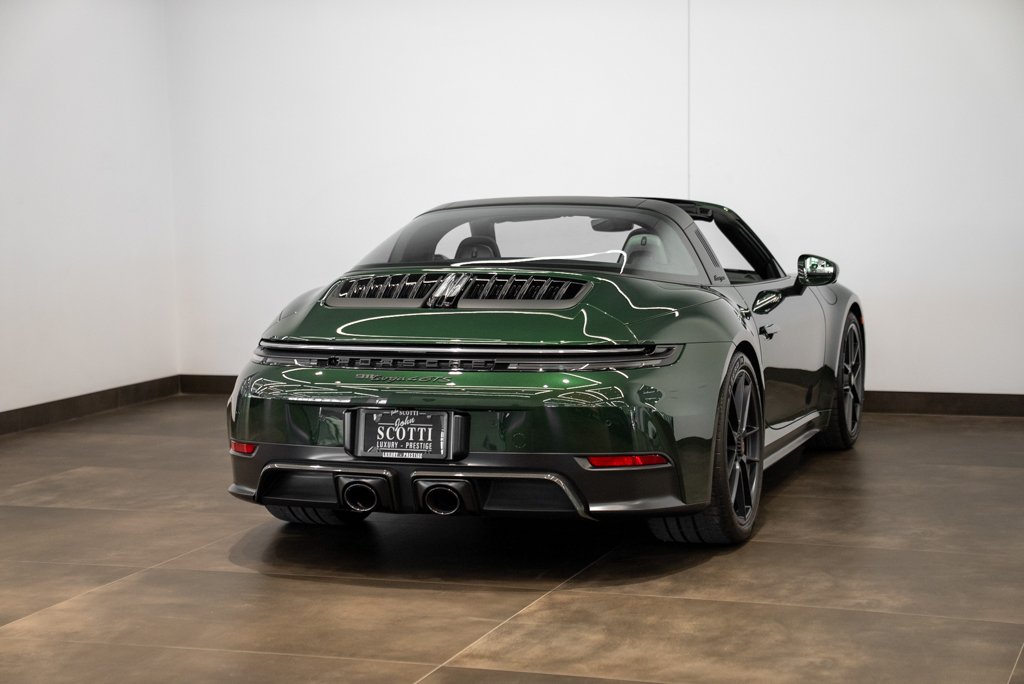 Porsche 911 Targa 4 GTS \\ No luxury TAX 2026 Vert Kirkland - photo #3