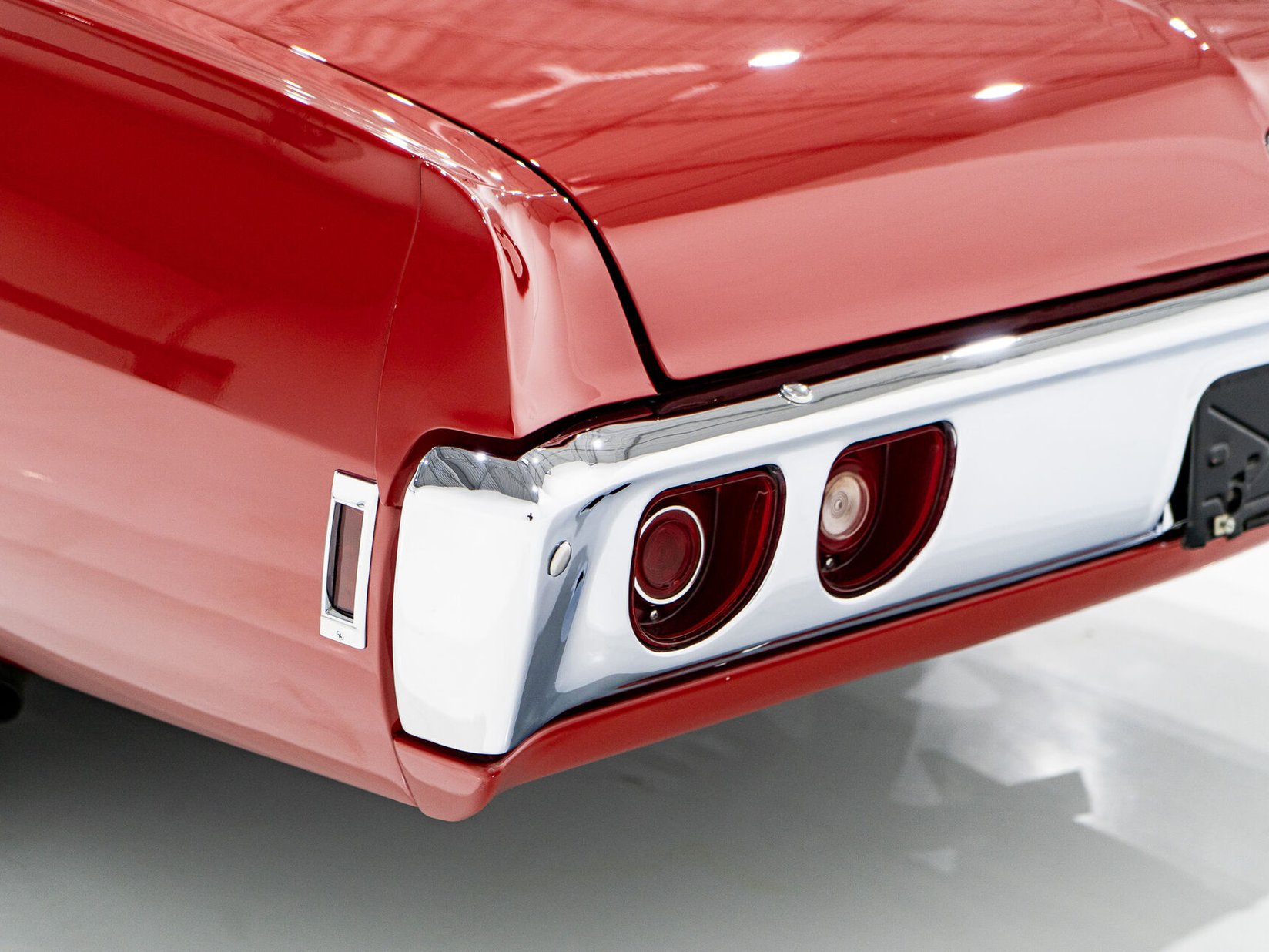 Chevrolet Biscayne **PRIX EN USD** L36 4 speed GM Canada paperwork 1968 Rouge Montréal - photo #5