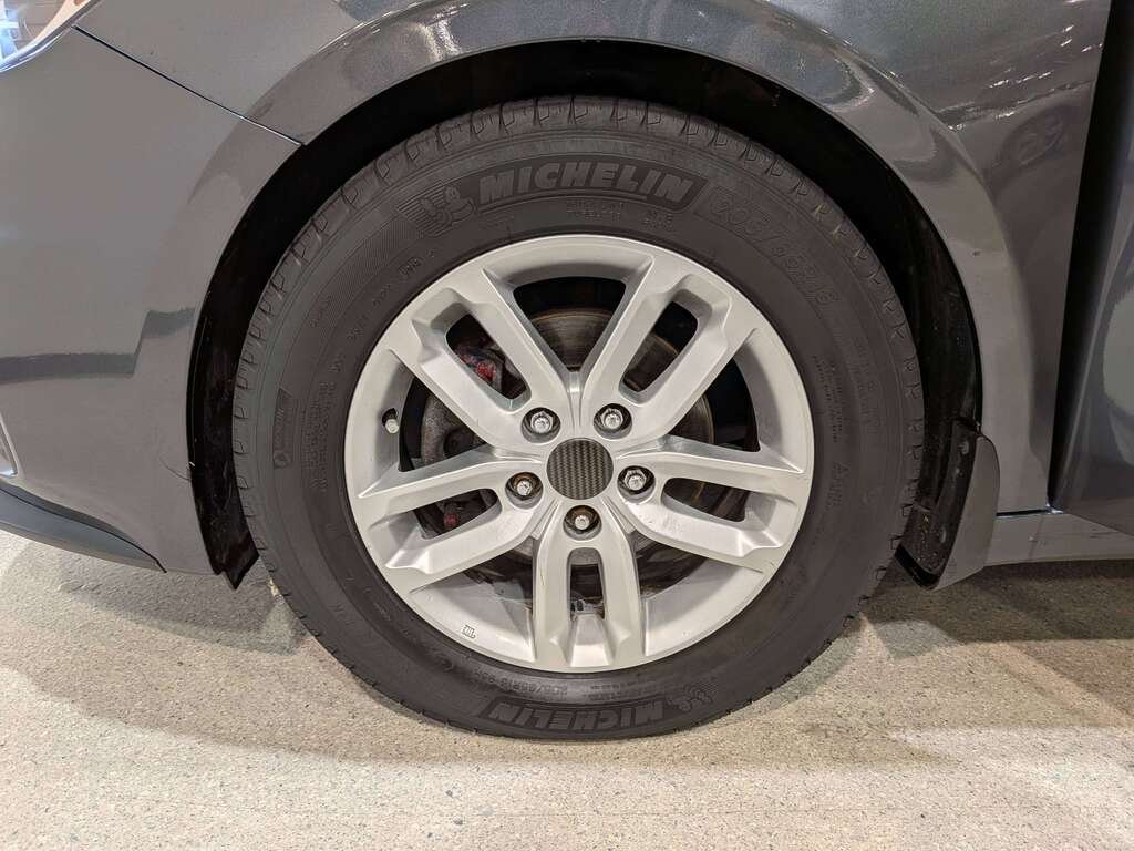 2019 Kia Forte LX Manual Grey Val-David - photo #32