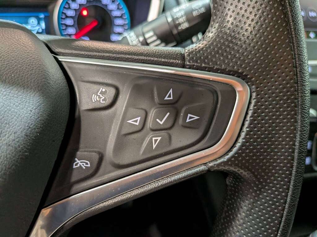 Chevrolet Equinox 2023 Blanc Val-David - photo #19