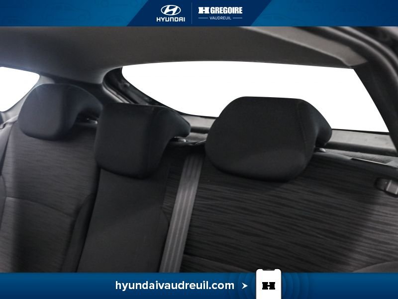 2016 Hyundai Accent Black Laval - photo #18
