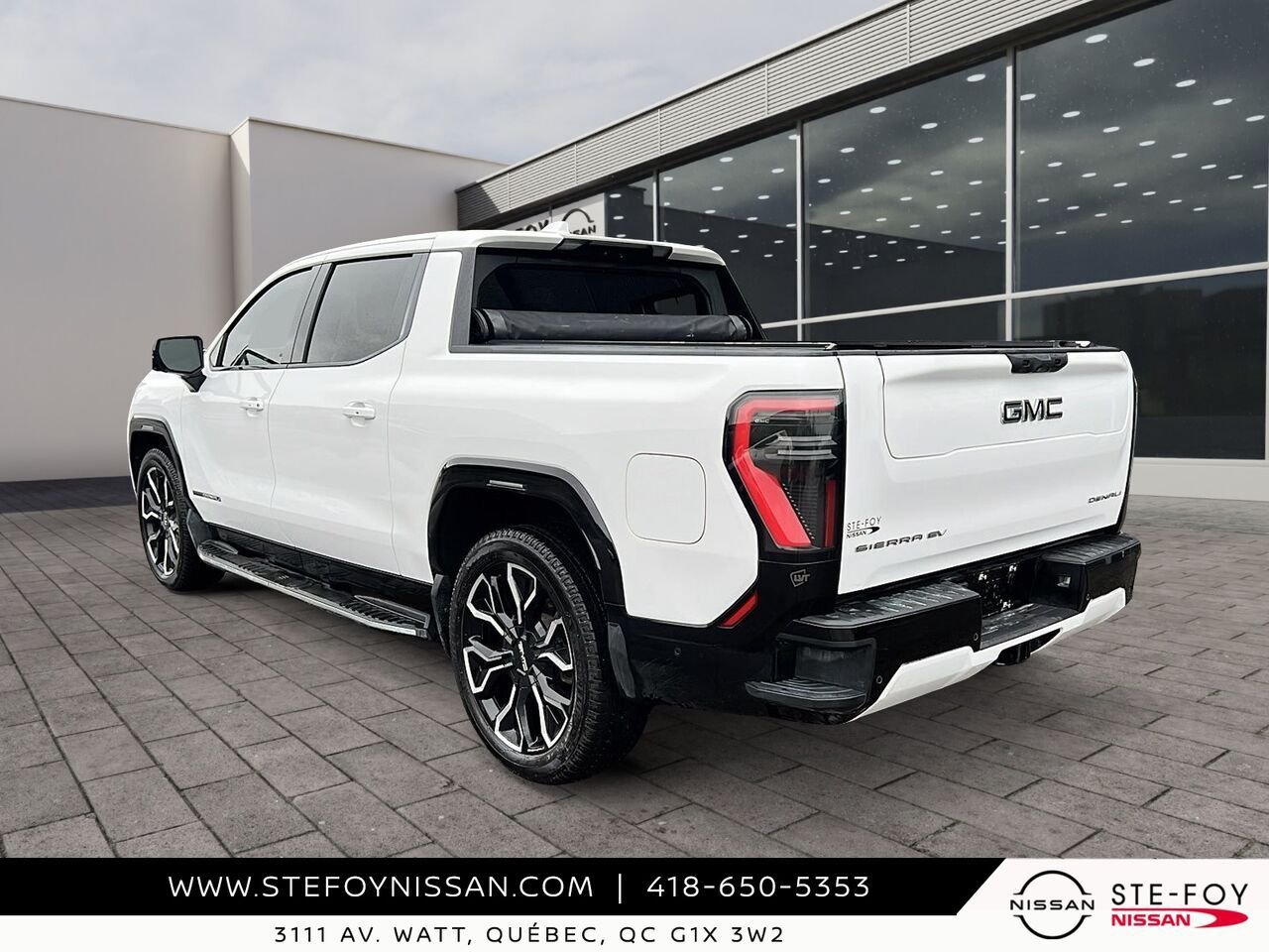 GMC Sierra EV DENALI 2025 Blanc Ste-Foy - photo #3