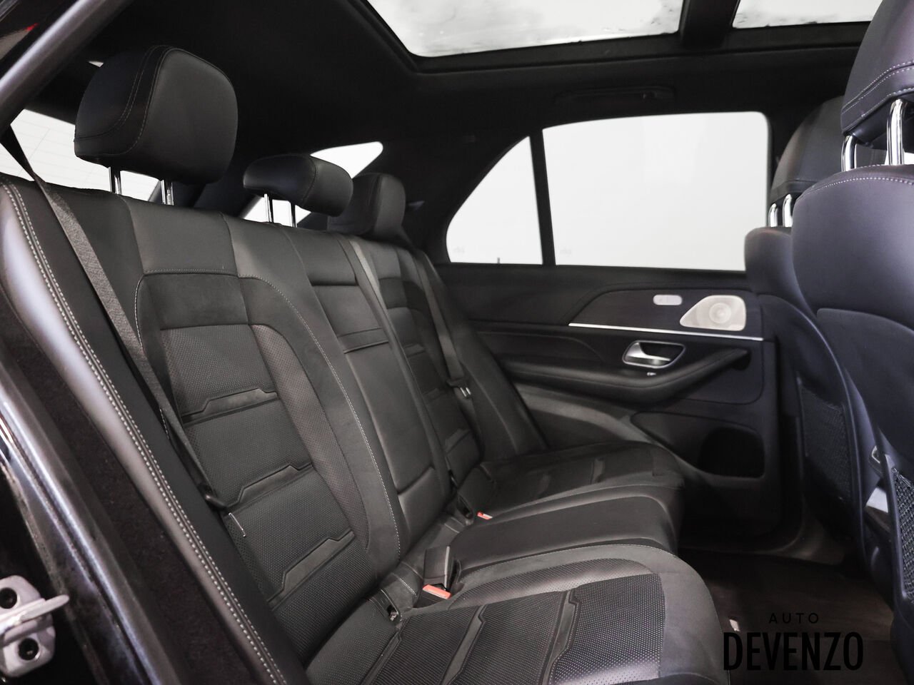 2022 Mercedes-Benz GLE Black Saint-Eustache - photo #9