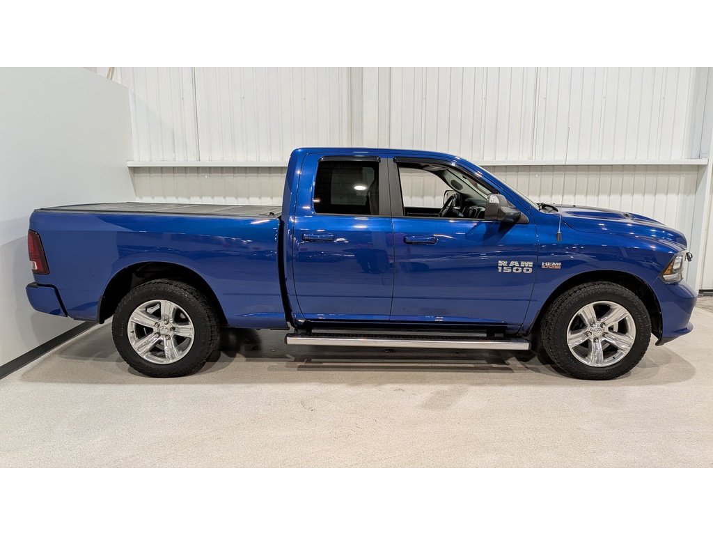 Ram 1500 4WD Quad Cab 140.5" Sport 2017 Bleu Val-David - photo #5