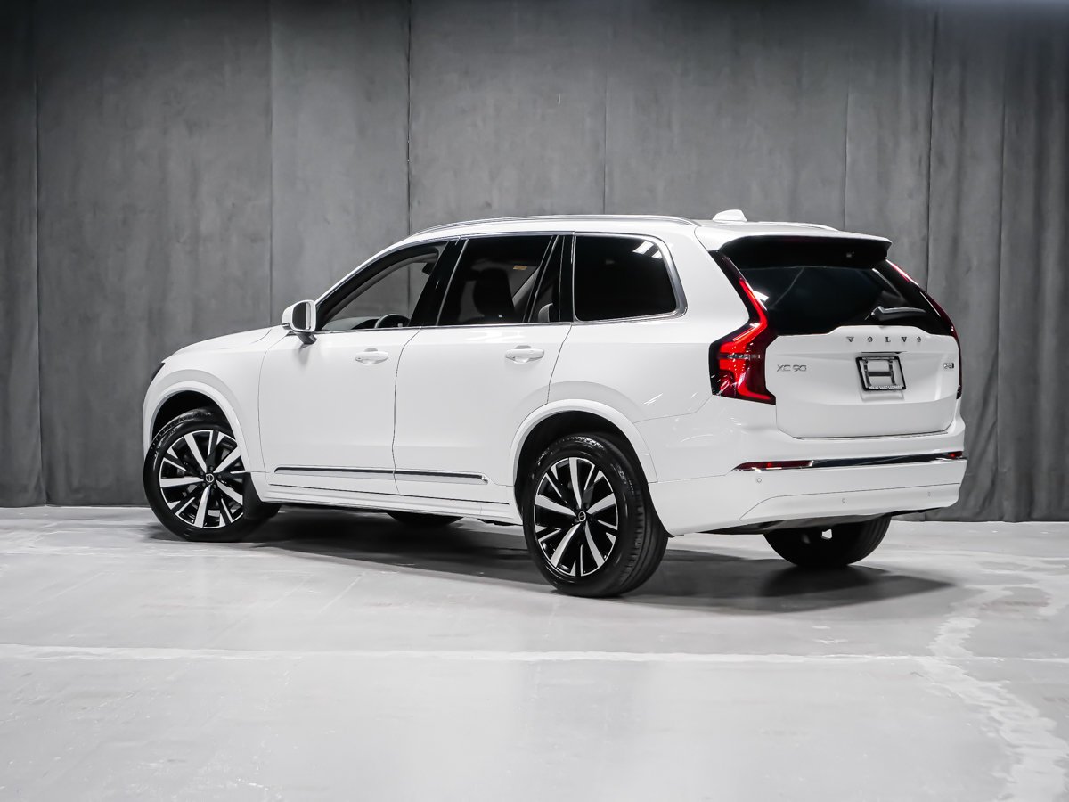 2026 Volvo XC90 B6 CORE BRIGHT White Montreal - photo #3