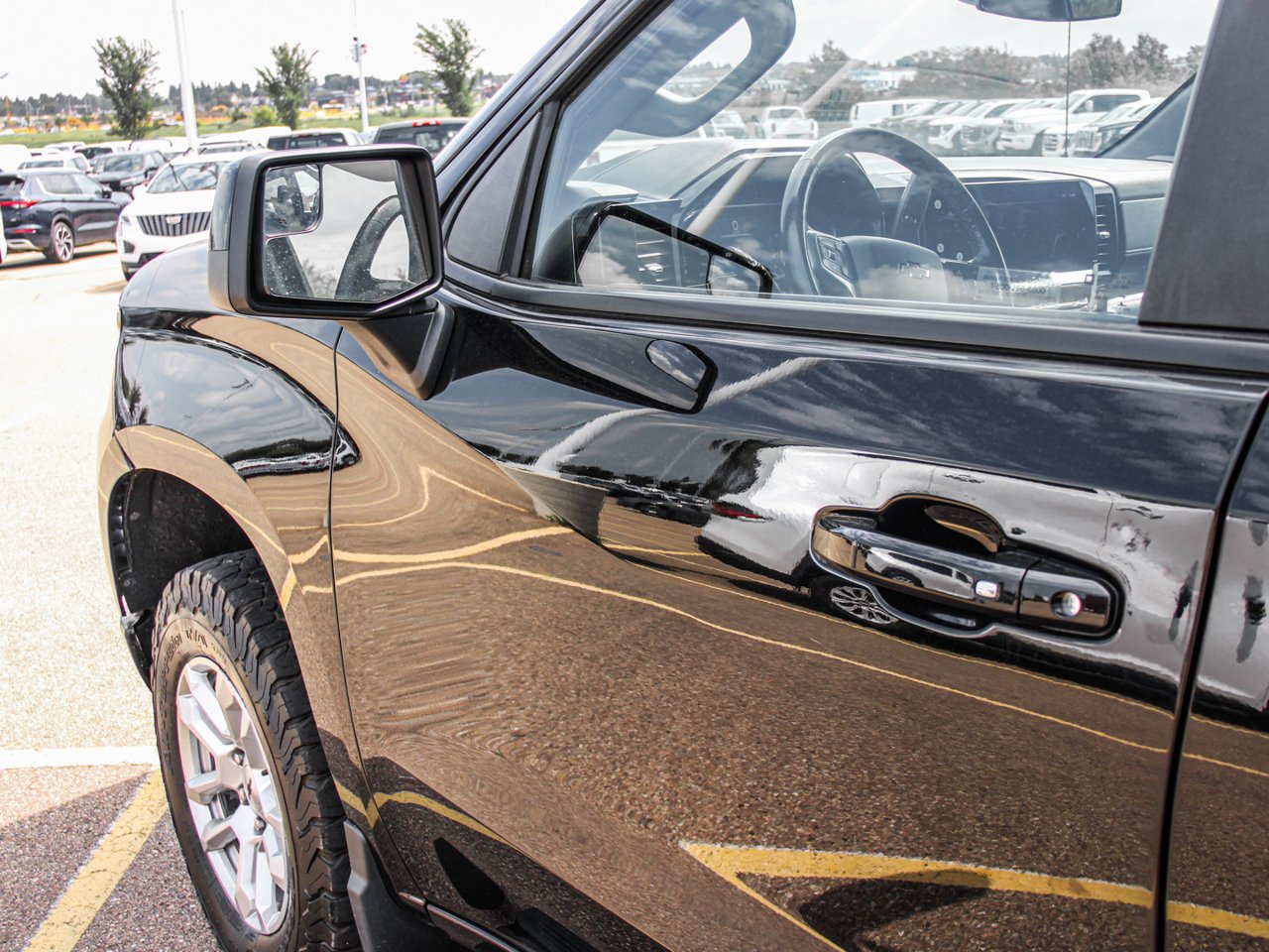 2022 Chevrolet Silverado 1500 4WD Crew Cab 147 RST Black Sherwood Park - photo #13