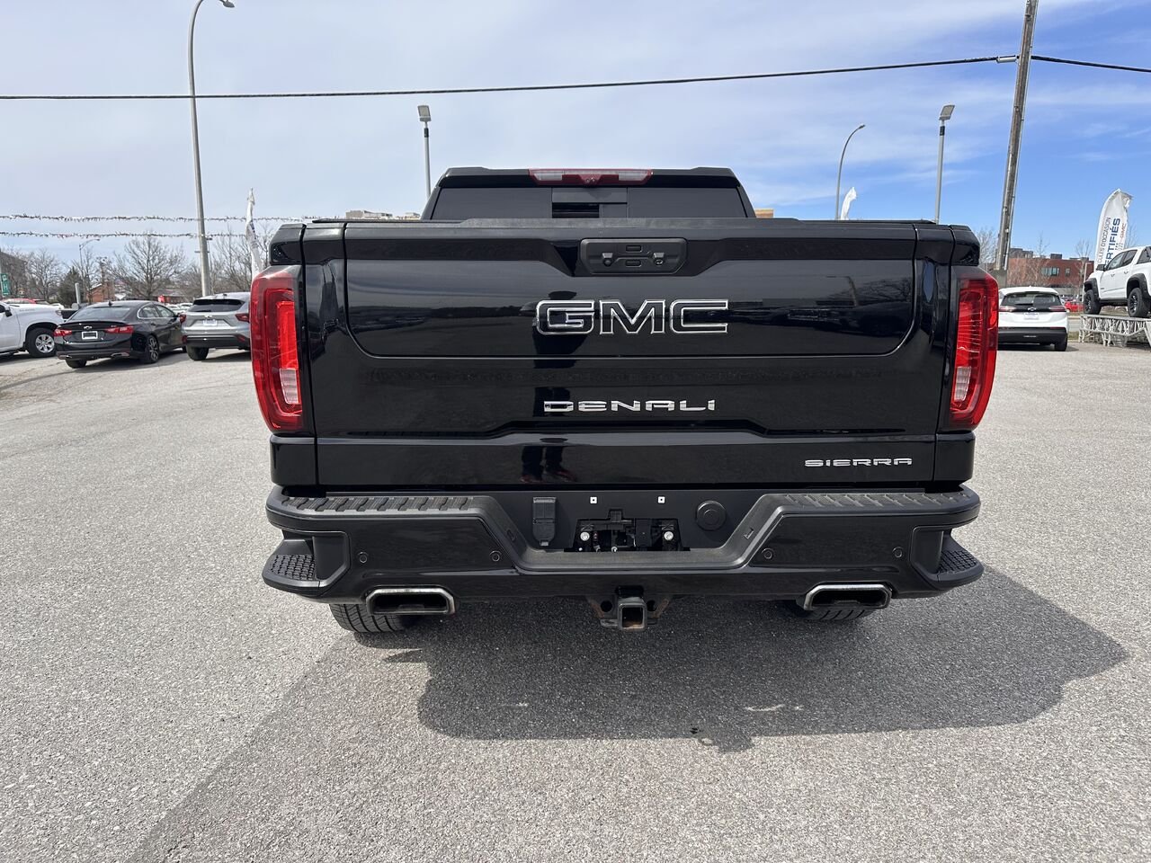 GMC SIERRA K1500 DENALI Denali cabine multiplace 4RM 147 po 2023 Noir Ottawa & Gatineau - photo #22